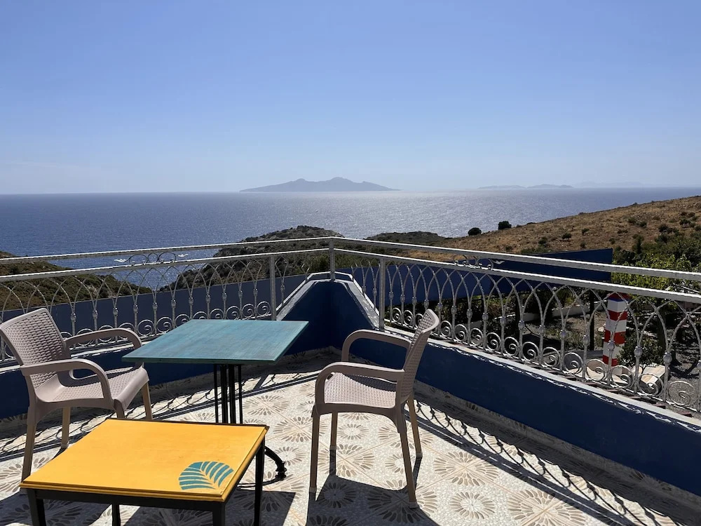 Standard Double room with balcony and with sea view (full double bed)