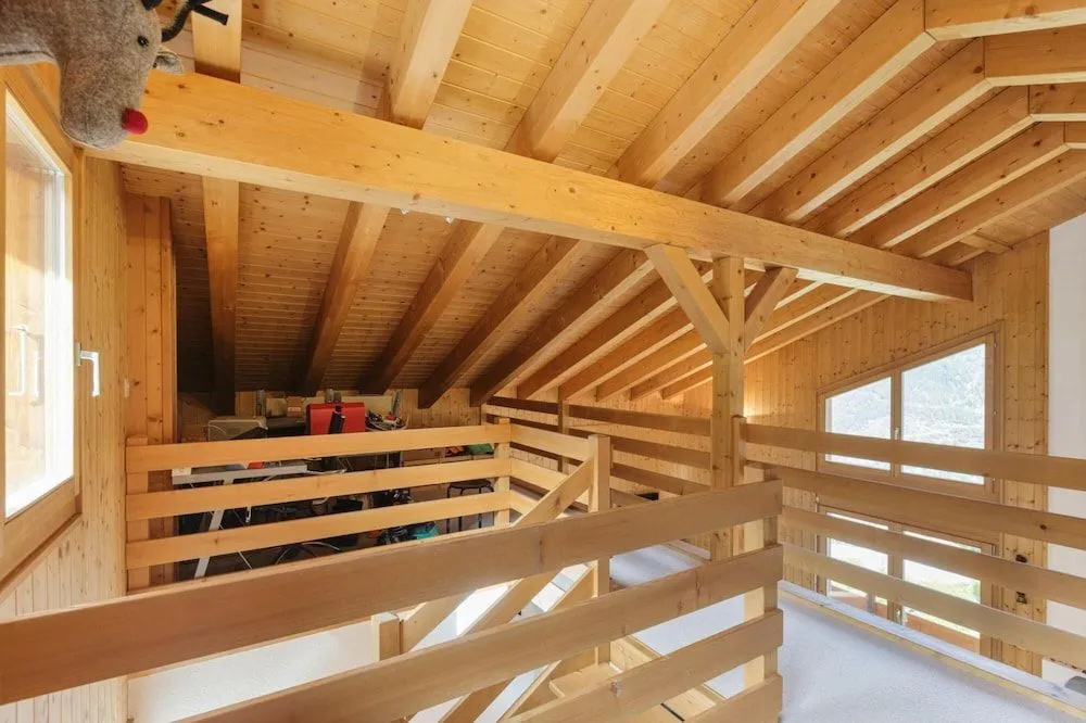 La Taniere - Cozy Chalet With Incredible Views and Parking