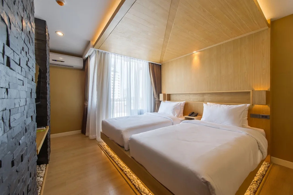 Standard Double room with balcony (twin beds)