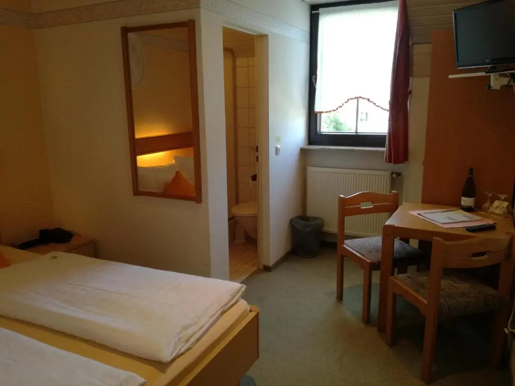 Gästehaus Weingut - Fröhliches Weinfass - Chambres