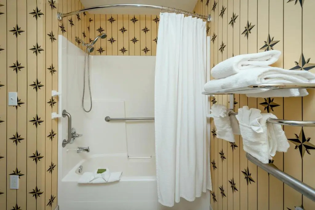 Plaza Inn & Suites at Ashland Creek - Chambres