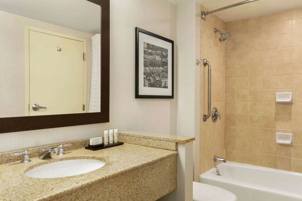 Embassy Suites Boston Logan Airport - Général