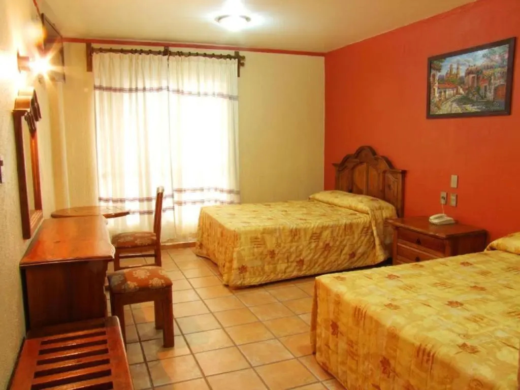 Standard Double room (twin beds)