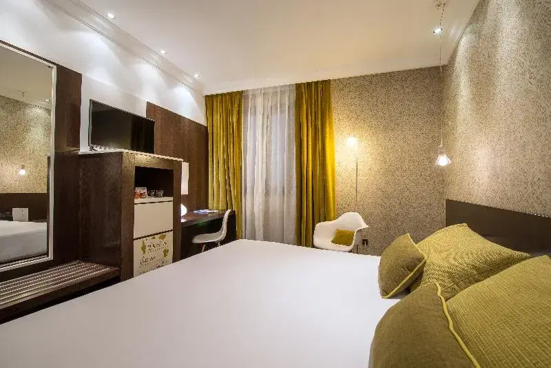 Vincci Double room (full double bed)