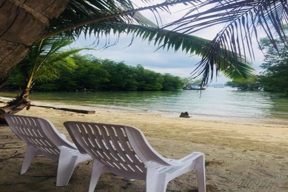 Beach & Waterfront