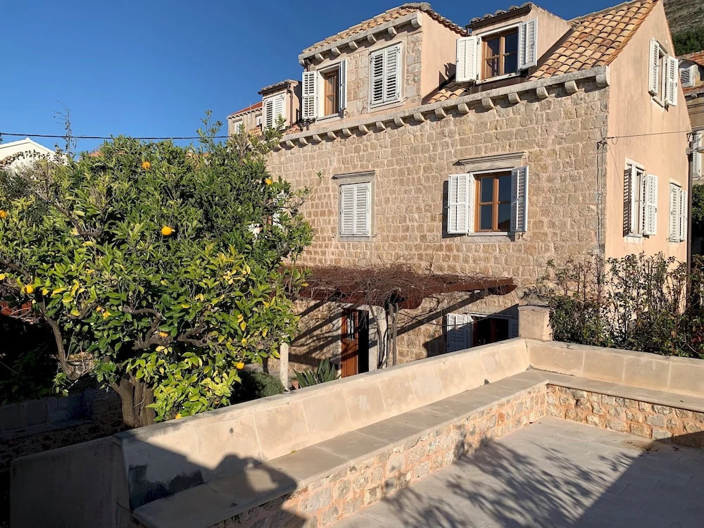 Hedera Estate, House Hedera VI