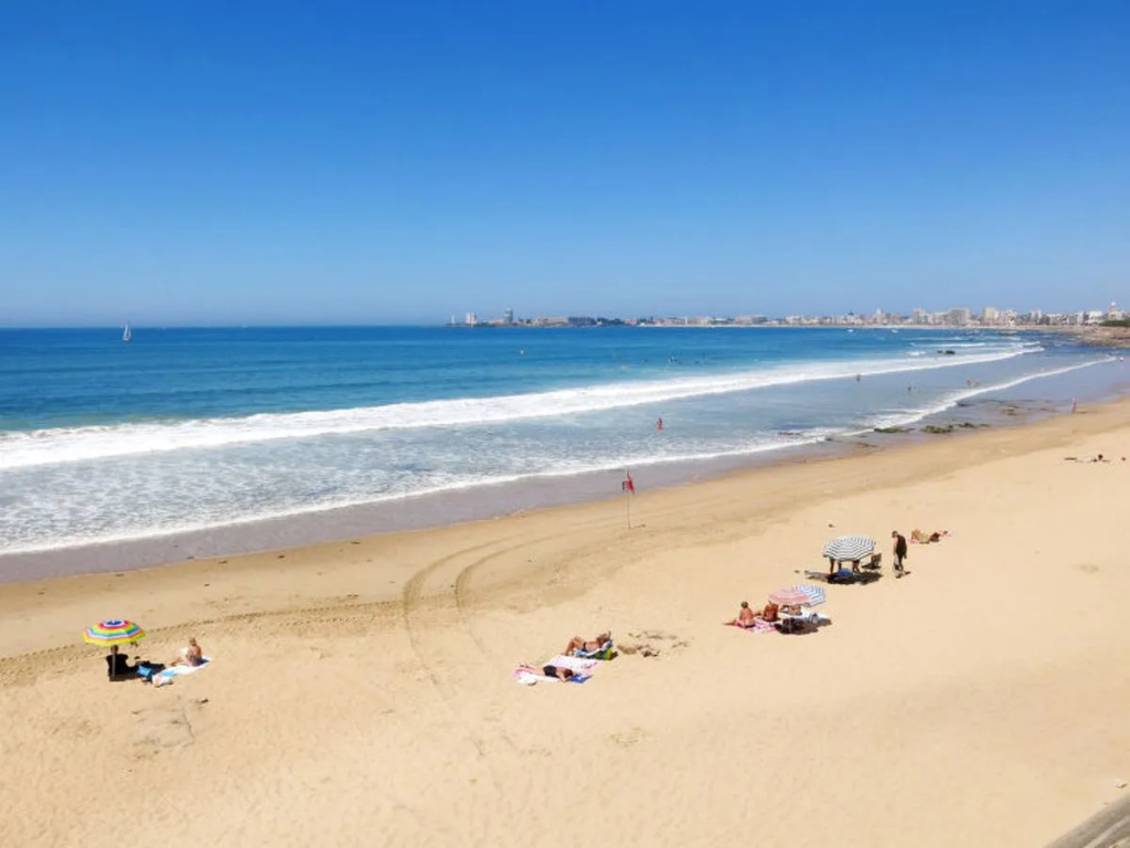 Beach & Waterfront