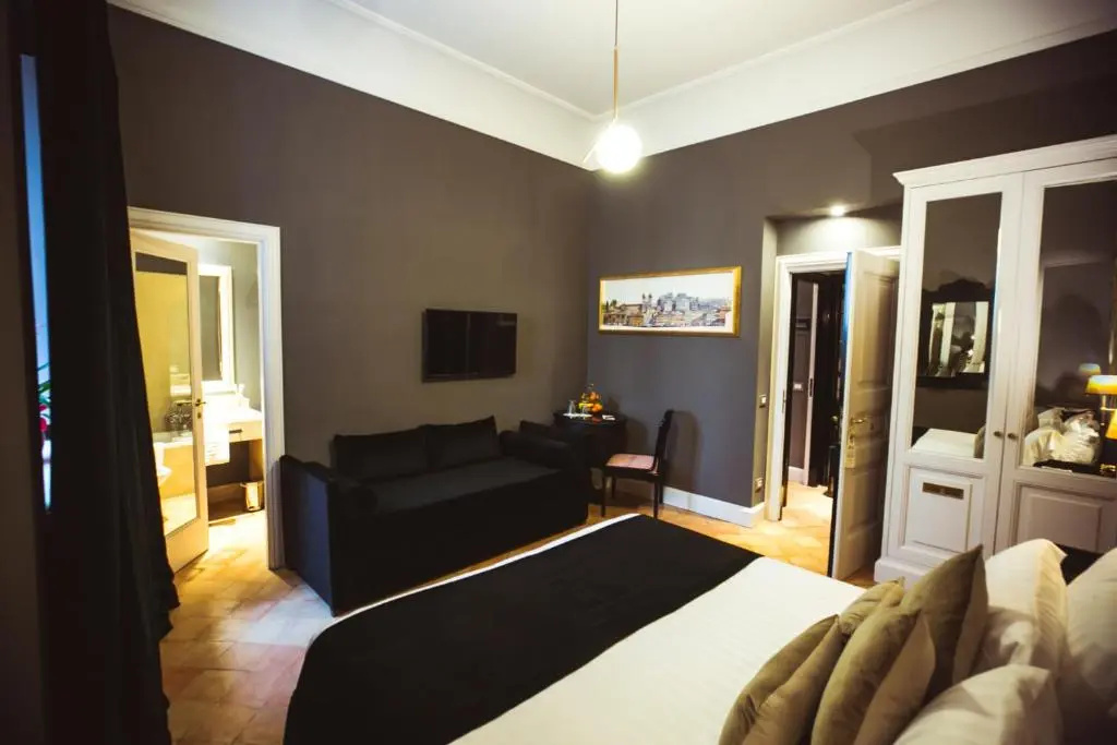 Superior Triple room
