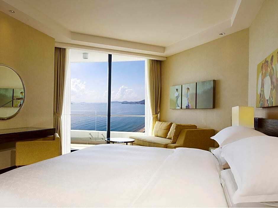 Sheraton Nha Trang Hotel & Spa