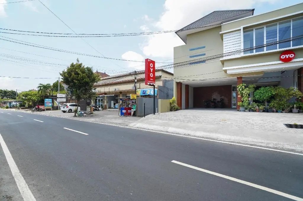 OYO 1848 TB'S Homestay