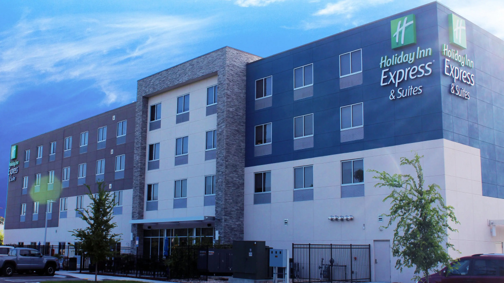 Holiday Inn Express & Suites Jacksonville W - I295 and I10 by IHG