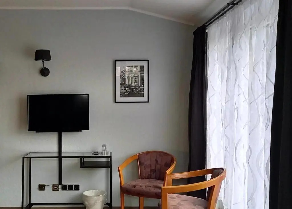 Standard Double room with balcony (full double bed)