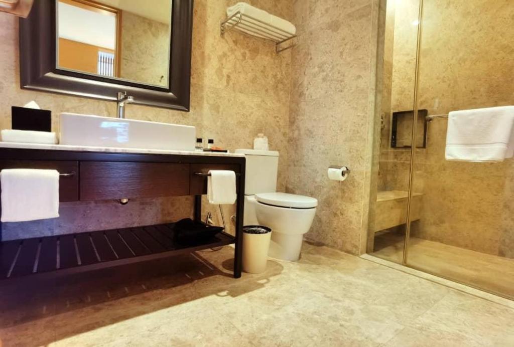 Lanson Place Bukit Ceylon Serviced Residences