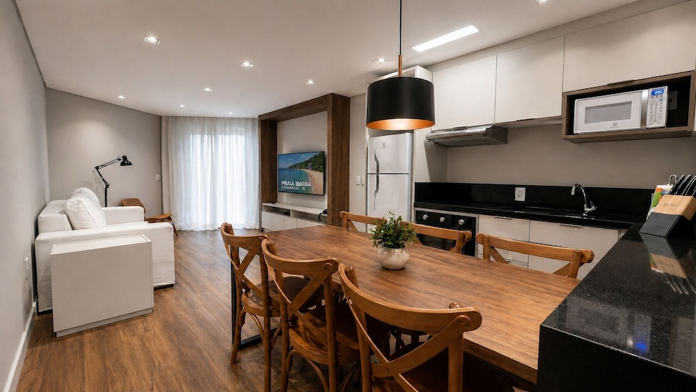 2 Bedrooms Premium Apartment