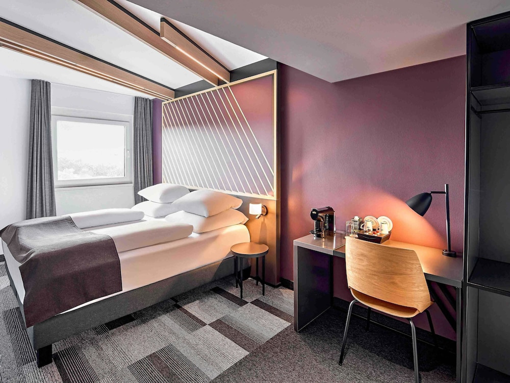 Premium Double room (full double bed)