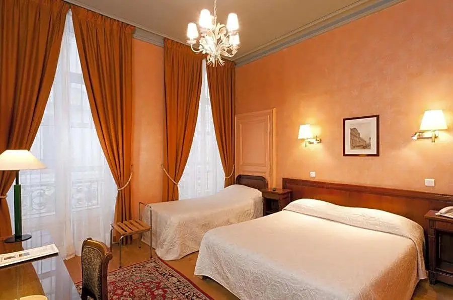 Hotel du Palais Bourbon 66
