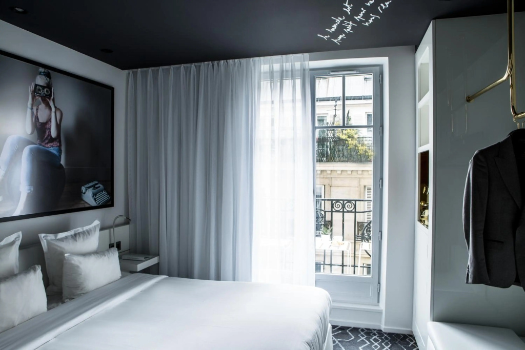 Отель Le General Hotel в Париже