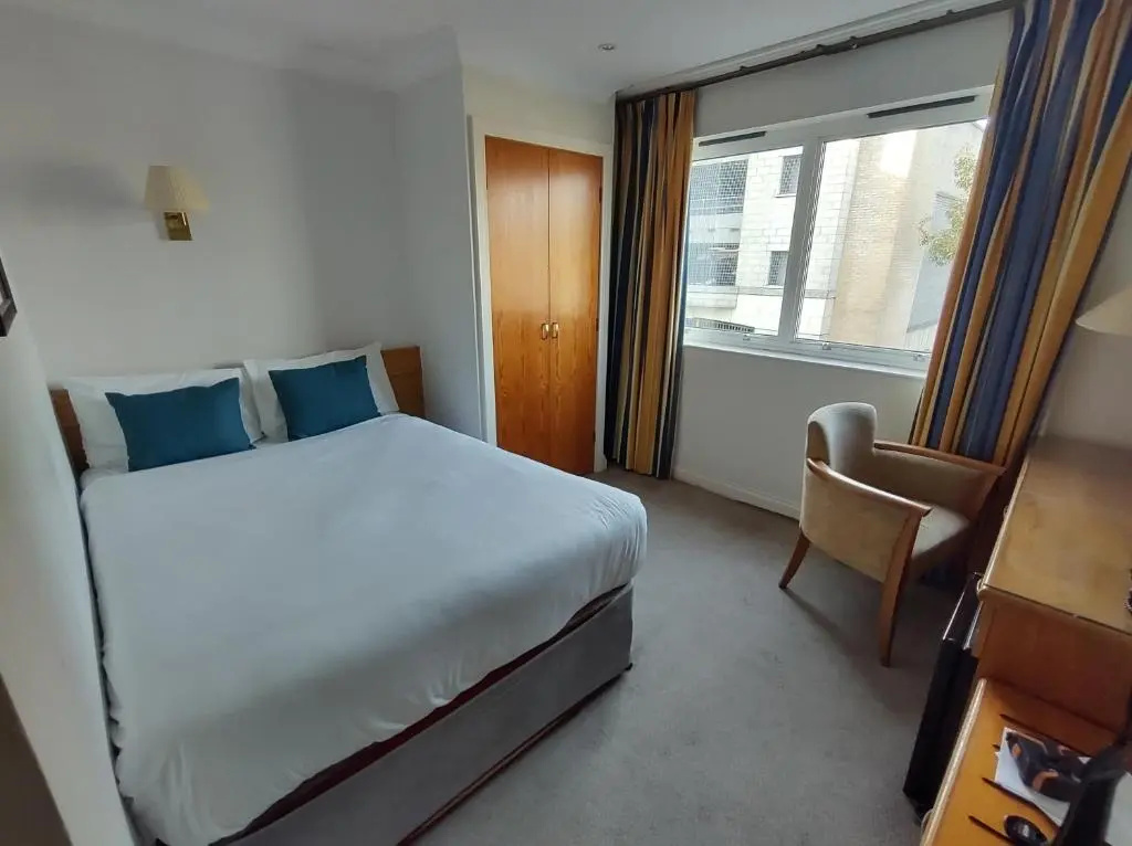 Thistle Poole - Chambres