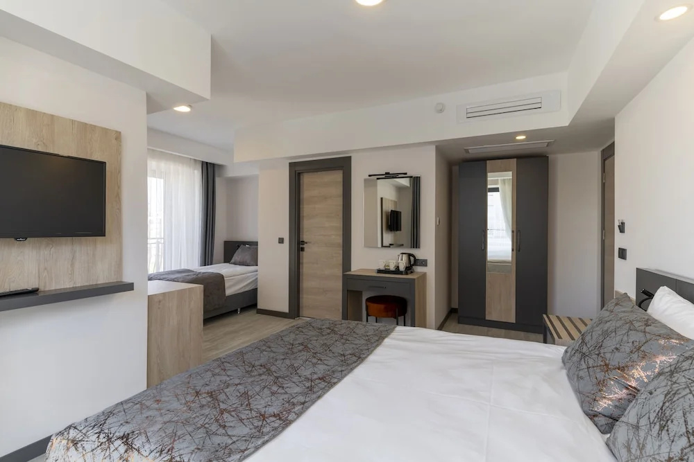 Comfort room