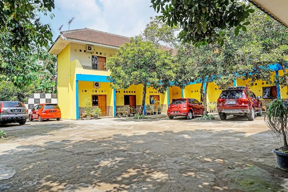 Hotel O Family Blitar