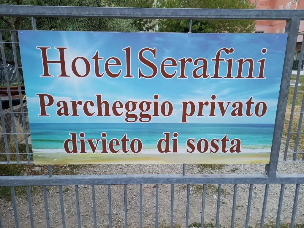 Hotel Serafini - Chambres