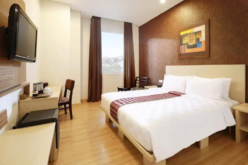 Swiss-Belinn Panakkukang Makassar - Tap to explore photos