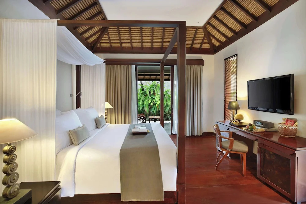 Bali Niksoma Boutique Beach Resort