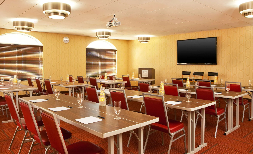 Four Points by Sheraton Louisville Airport - Général