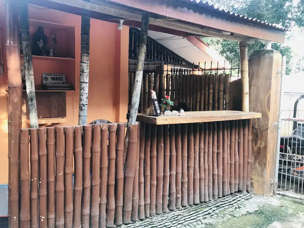 Gracia's Budget Inn