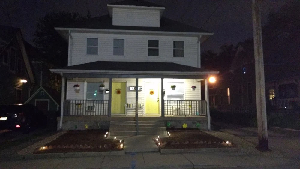 Beautiful Downtown Indy Guest Homes