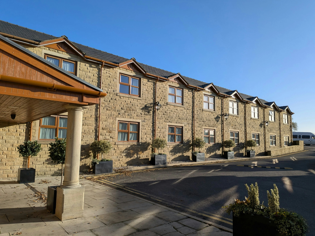 Red Hall Hotel