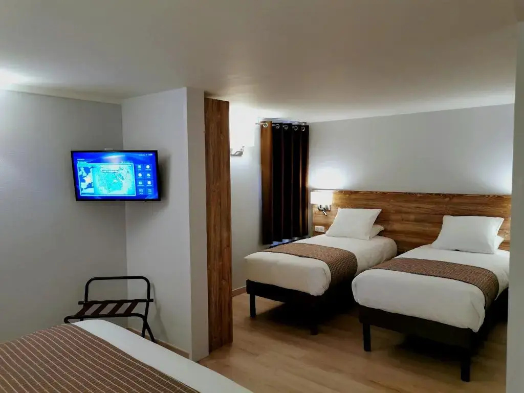 Brit Hotel Confort Pau Lons - Chambres