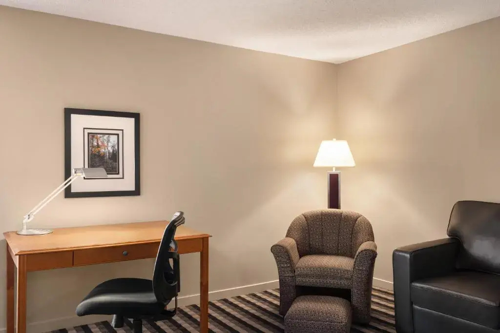 Royal Hotel West Edmonton, Trademark Collection by Wyndham - Chambres