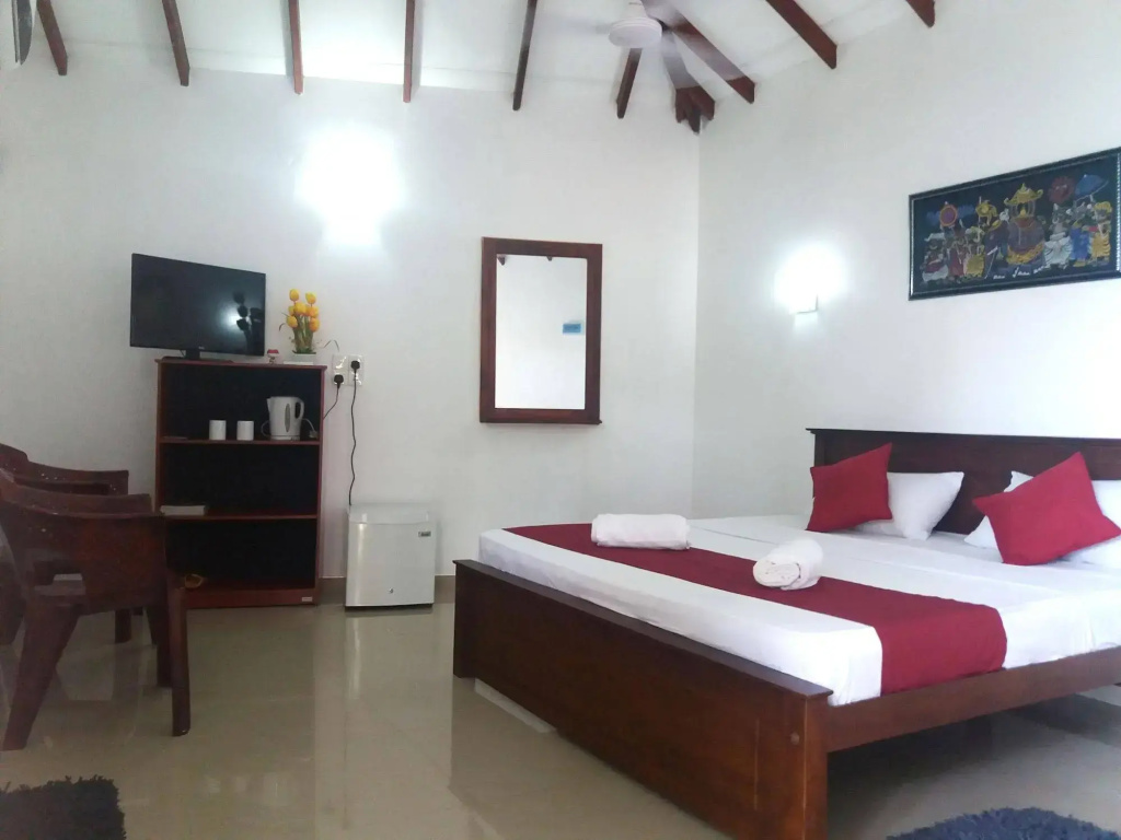 Lagoon Resort Goviyapana