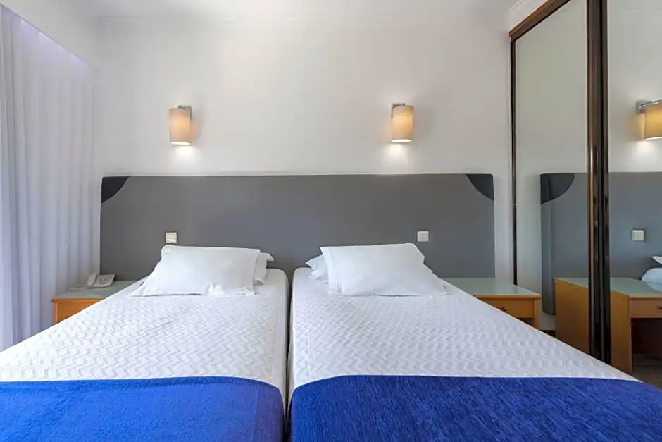 Varzinn Hotel - Chambres