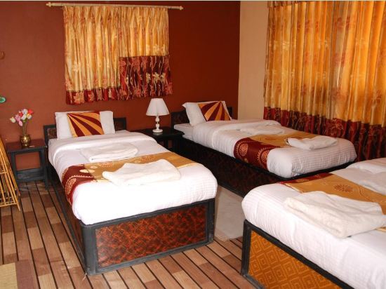 gallery_image_hidden_13