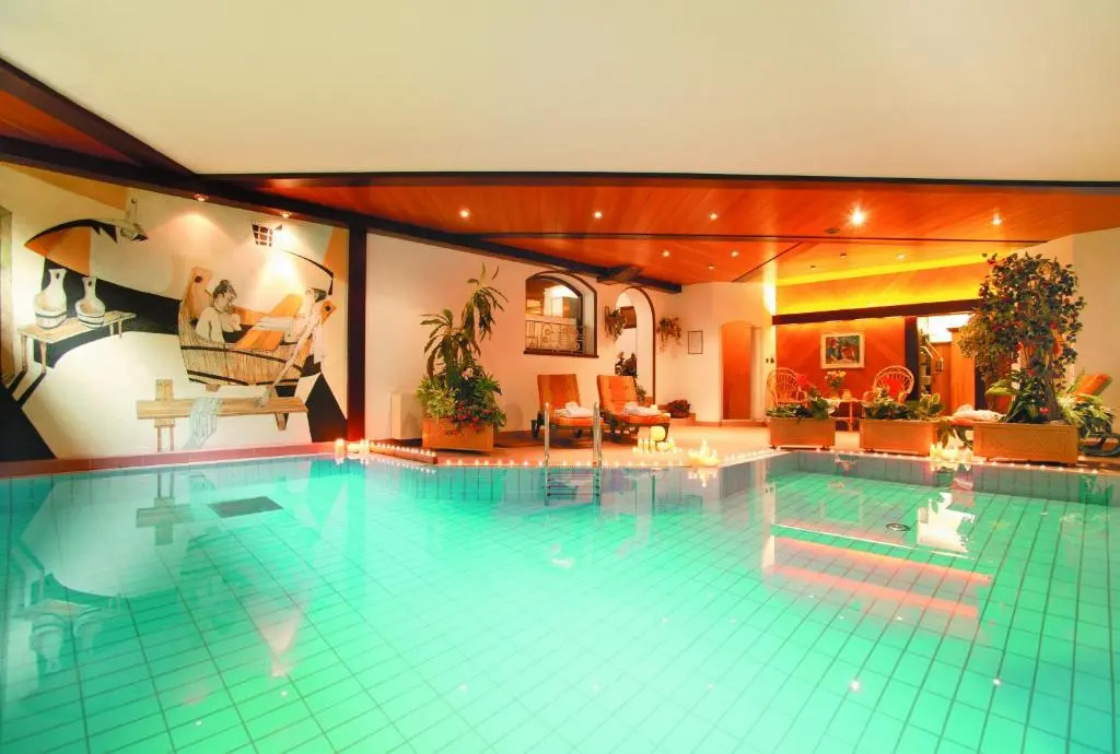 Standard Double room with balcony (full double bed)