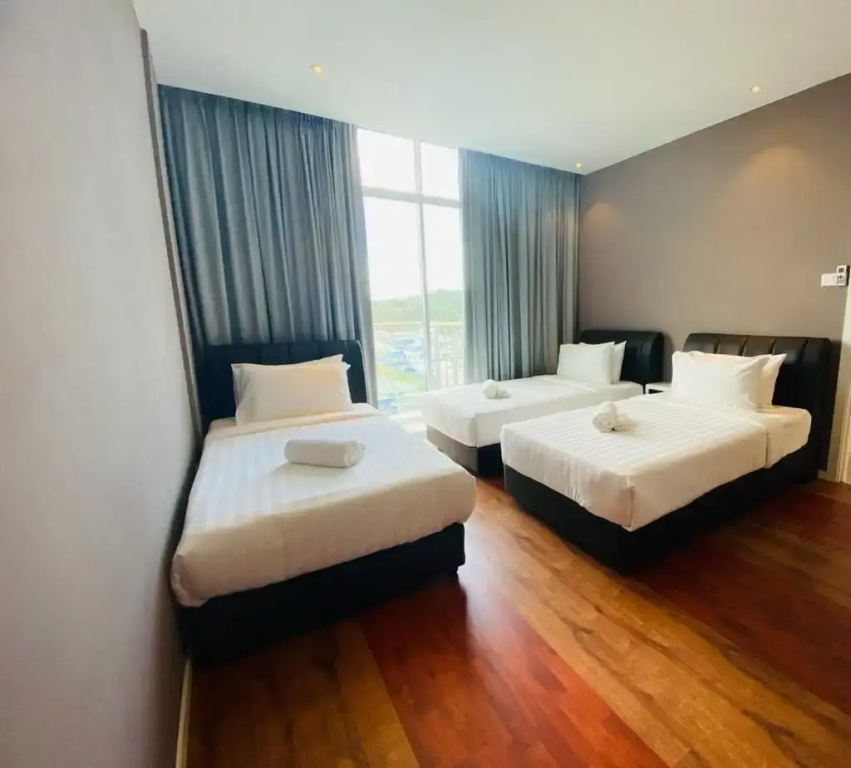 Stirling Suites
