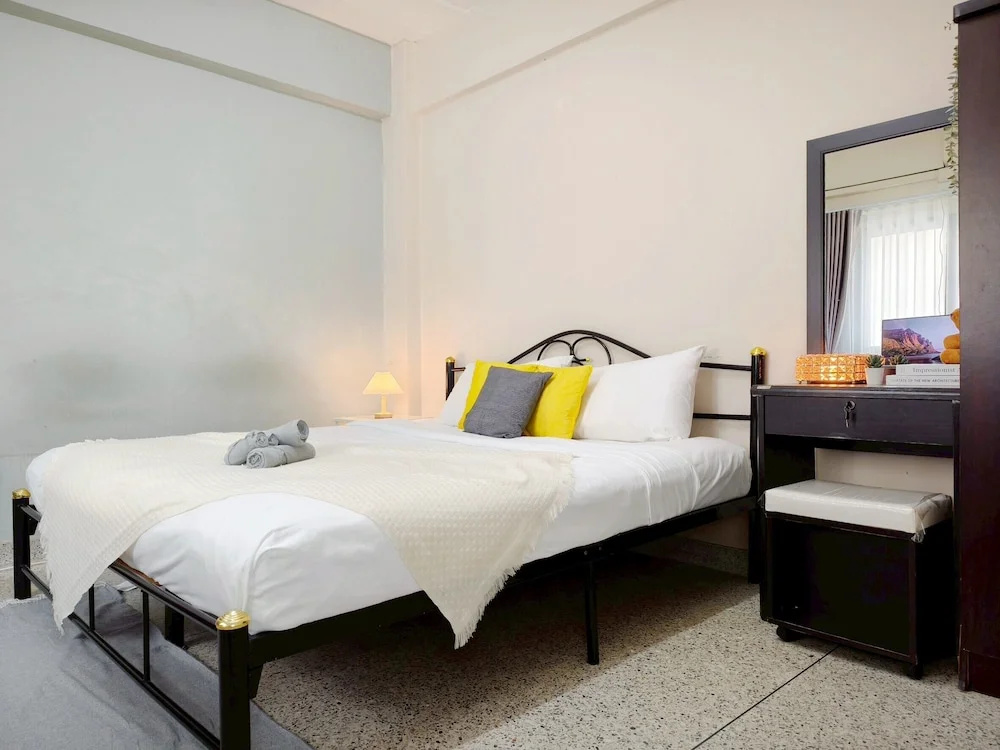 Отель Xin Hotel at Udomsuk 29 в Бангкоке