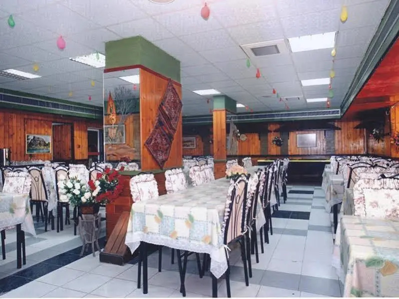 Food & Beverage