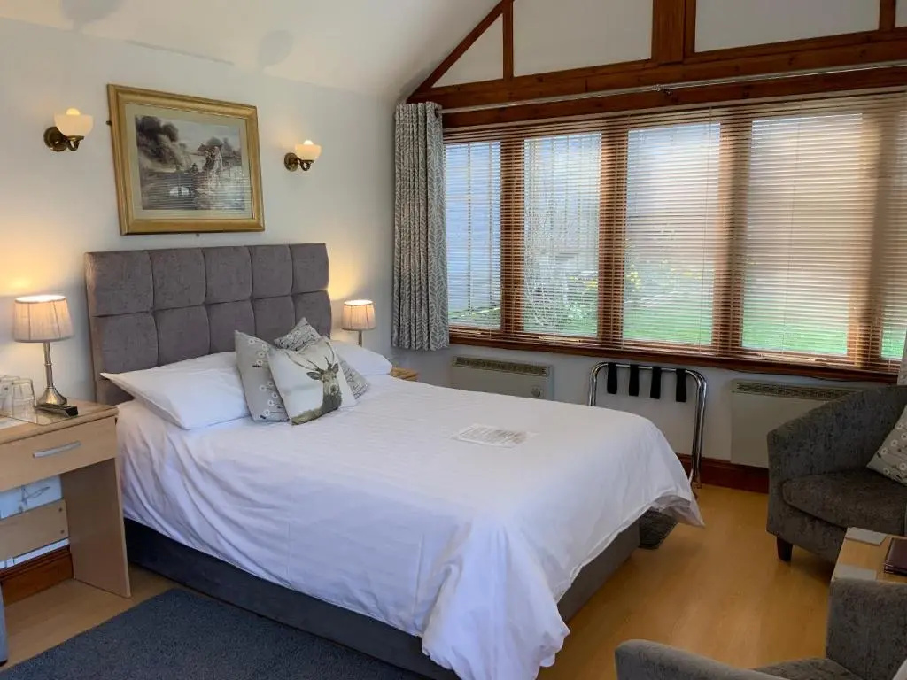 Deluxe Double Studio (full double bed)