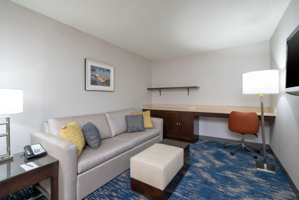 Embassy Suites by Hilton Alexandria Old Town - Général