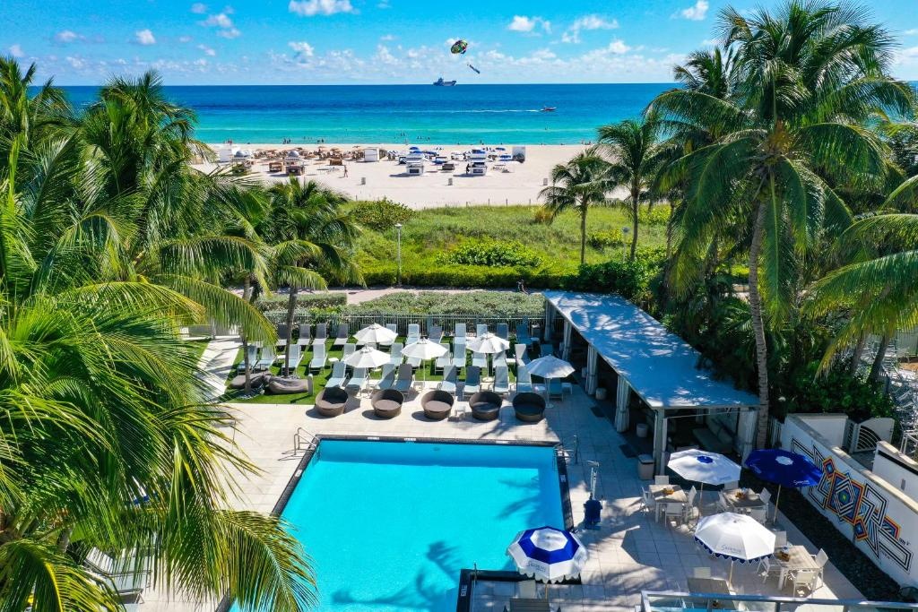 Beach & Waterfront