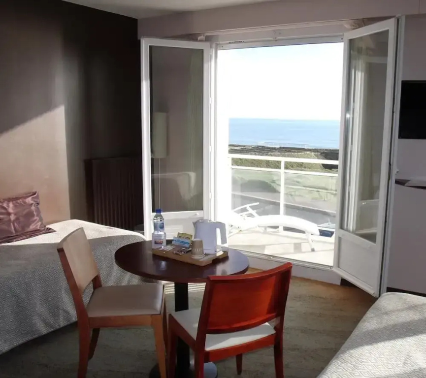 Hôtel La Corniche - Général