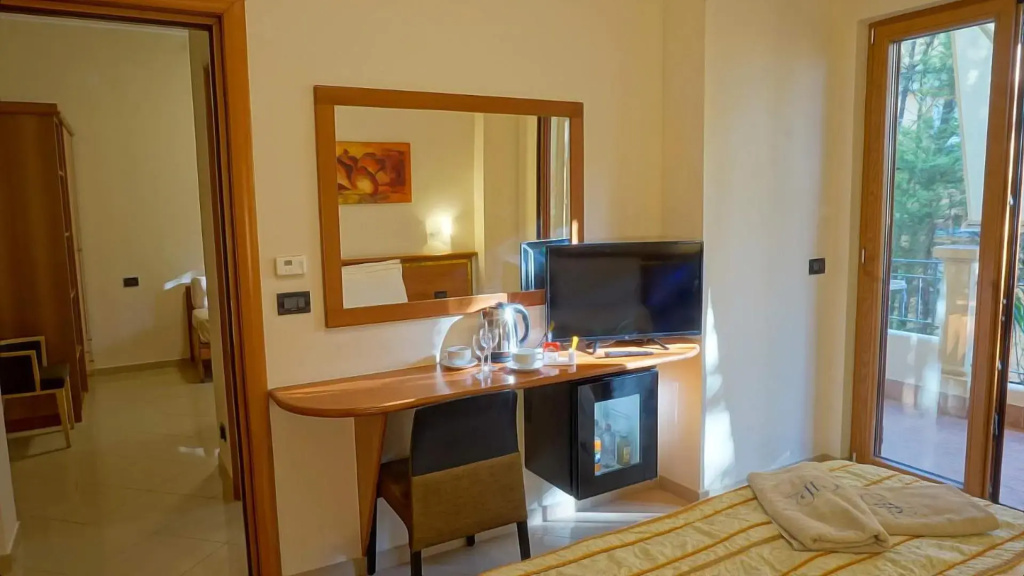 Hotel photo 32