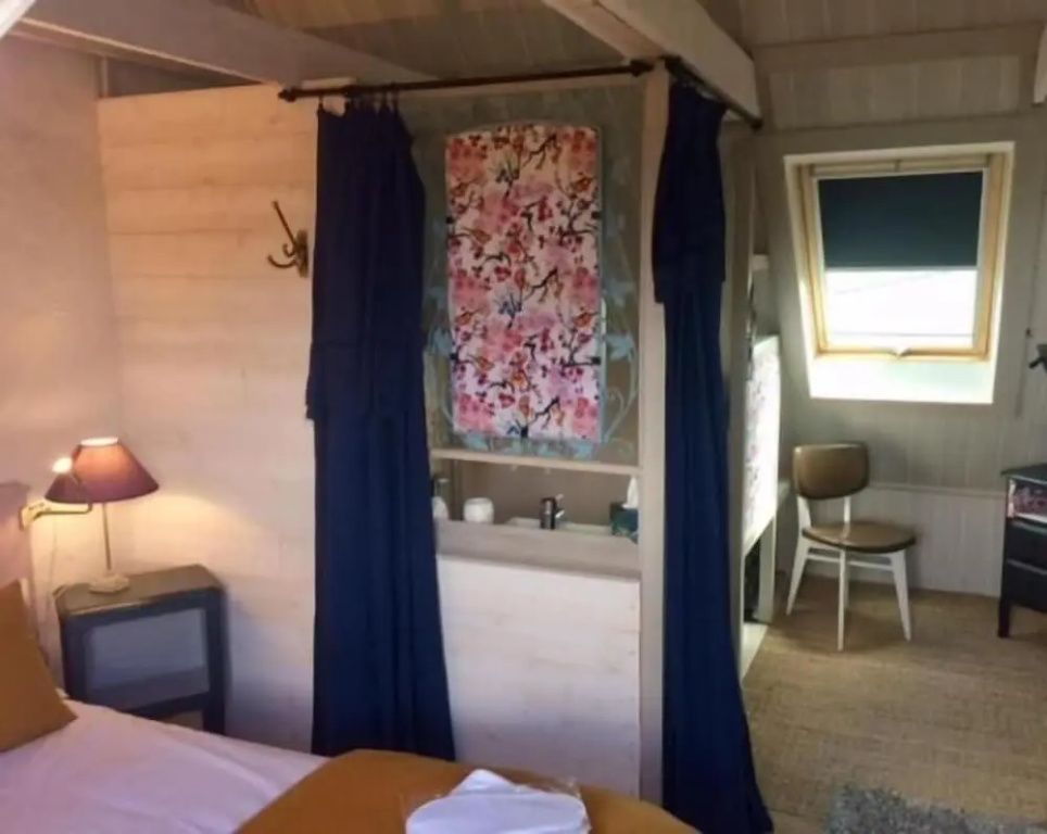 Voir la photo 2 — Les Chambres du Mad