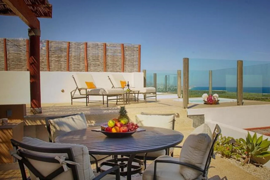 Alegranza Luxury Resort - All Master Suites