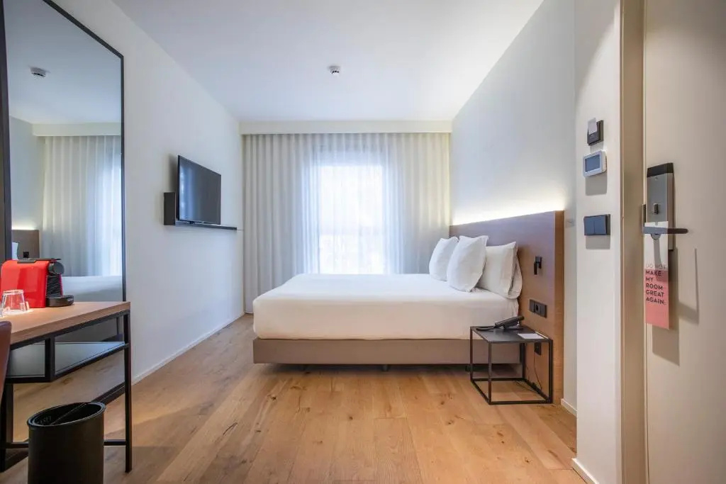 Standard Double room (full double bed) (bed type is subject to availability)