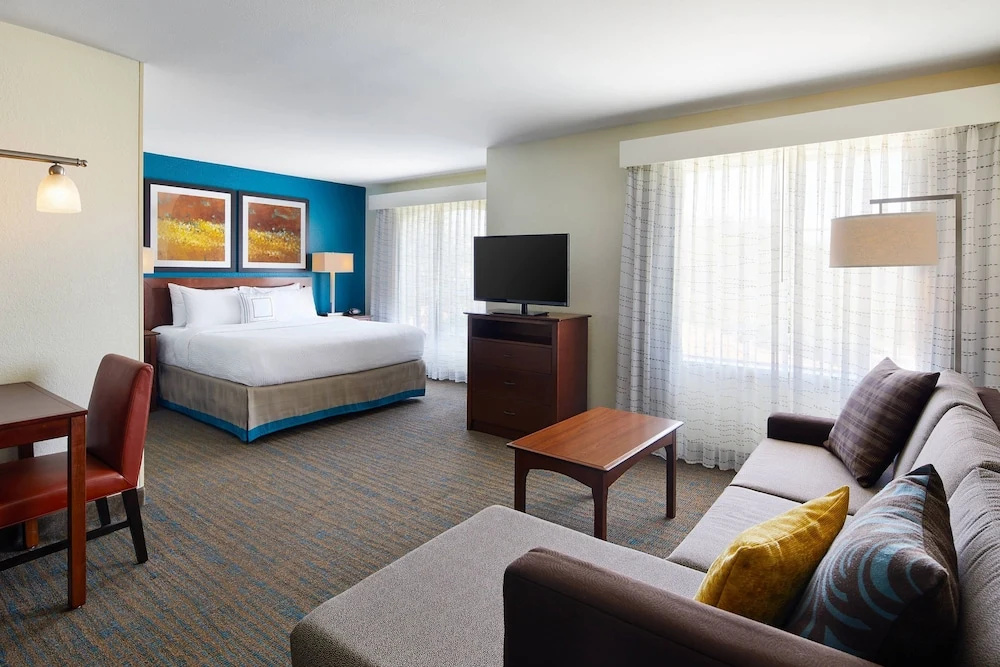 Double Suite (full double bed)
