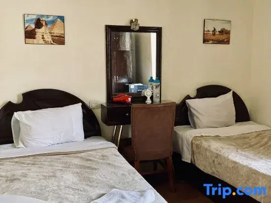 Standard Triple room with balcony